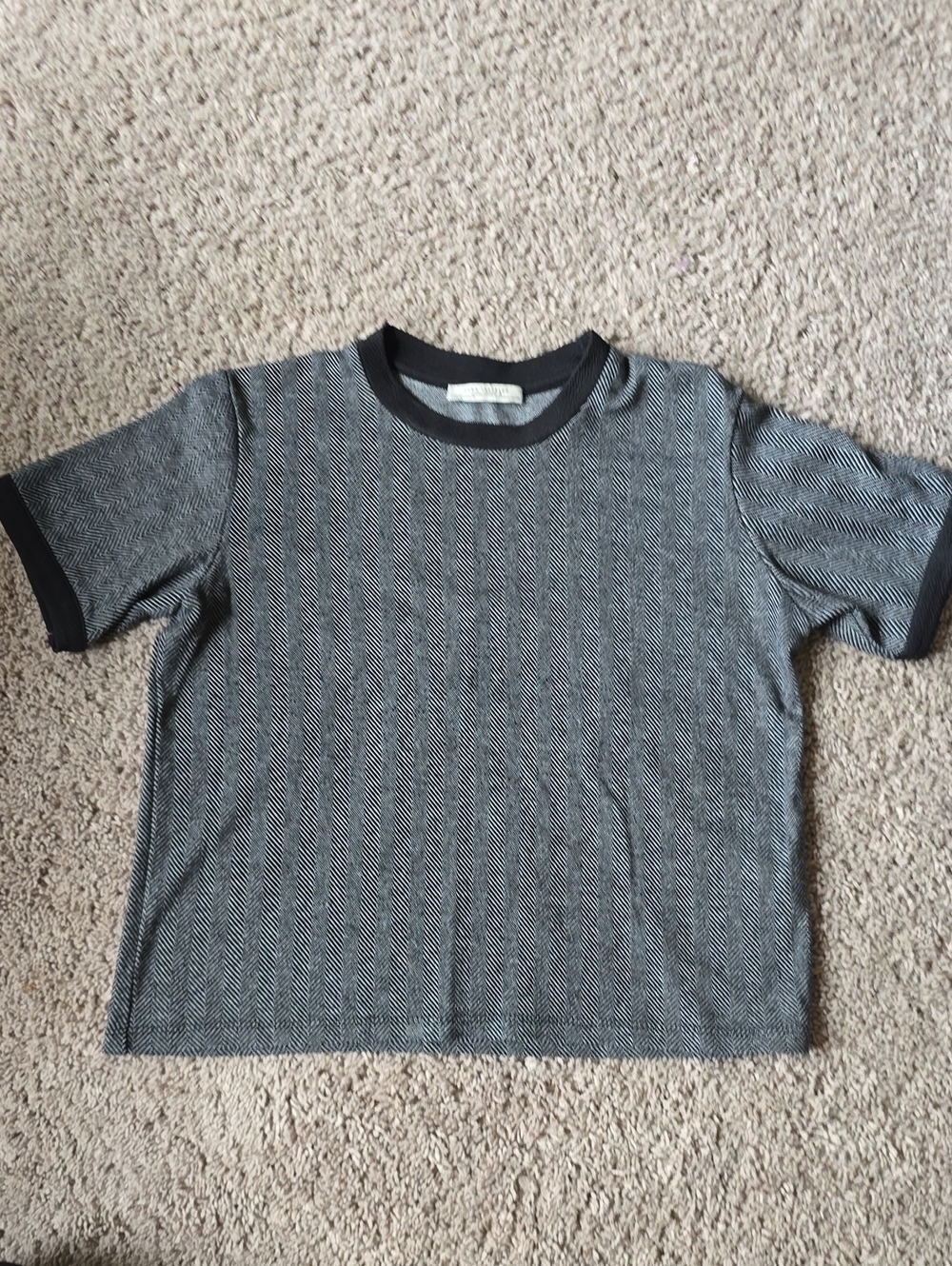 Zara Black & Gray Short Sleeve Knit Tee